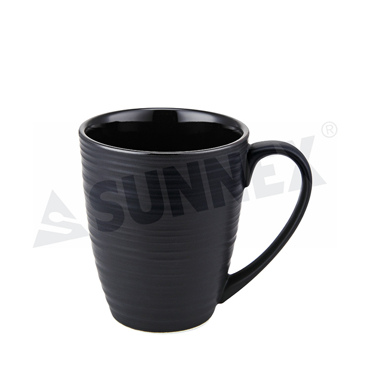 Mug Porselen Warna Hitam